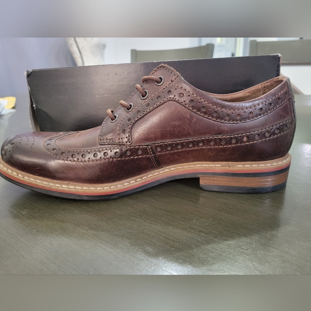 Men's shoes